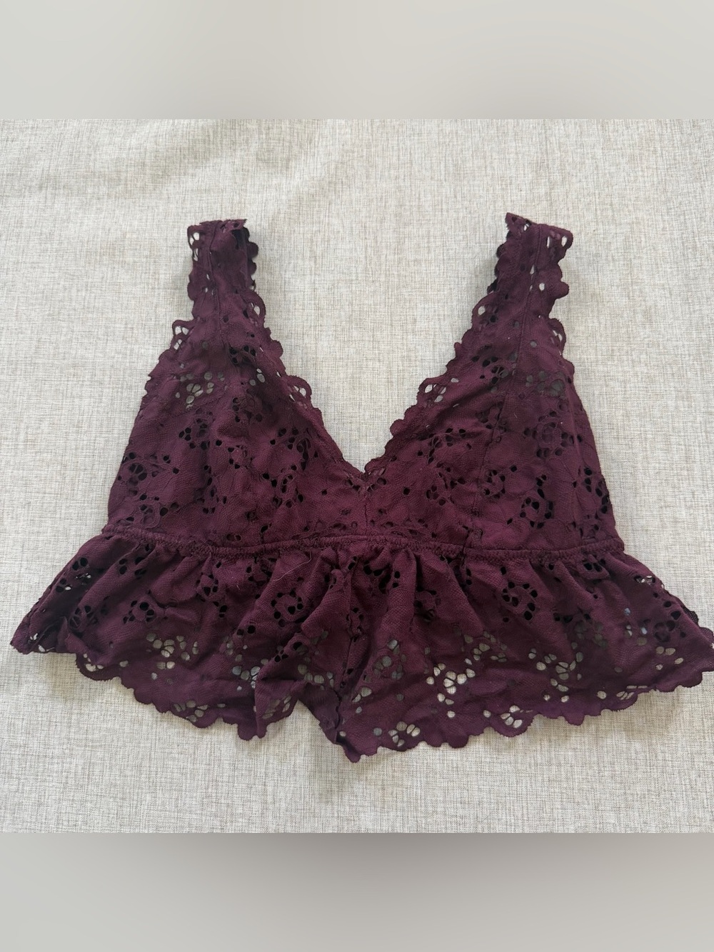 Aerie Burgundy Lace Eyelette Longline Bralette Size Large Ruffle Unlined